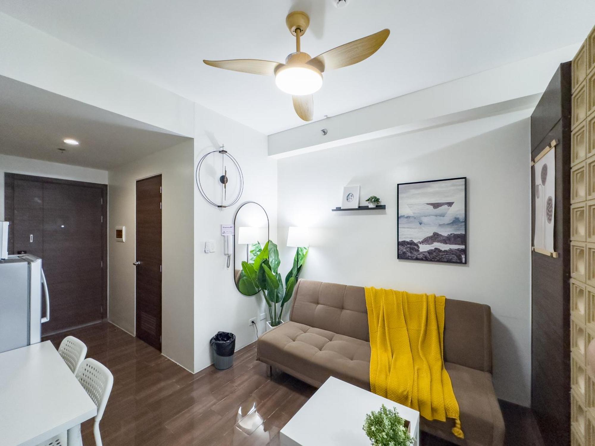 Gemstonebr In Smdc Air Residences Apartment Manila