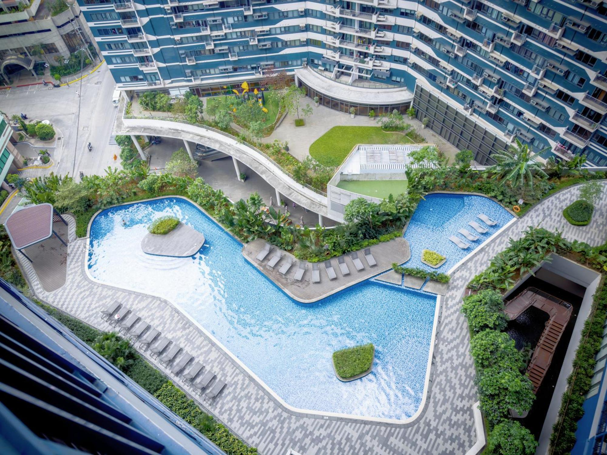 Gemstonebr In Smdc Air Residences Apartment