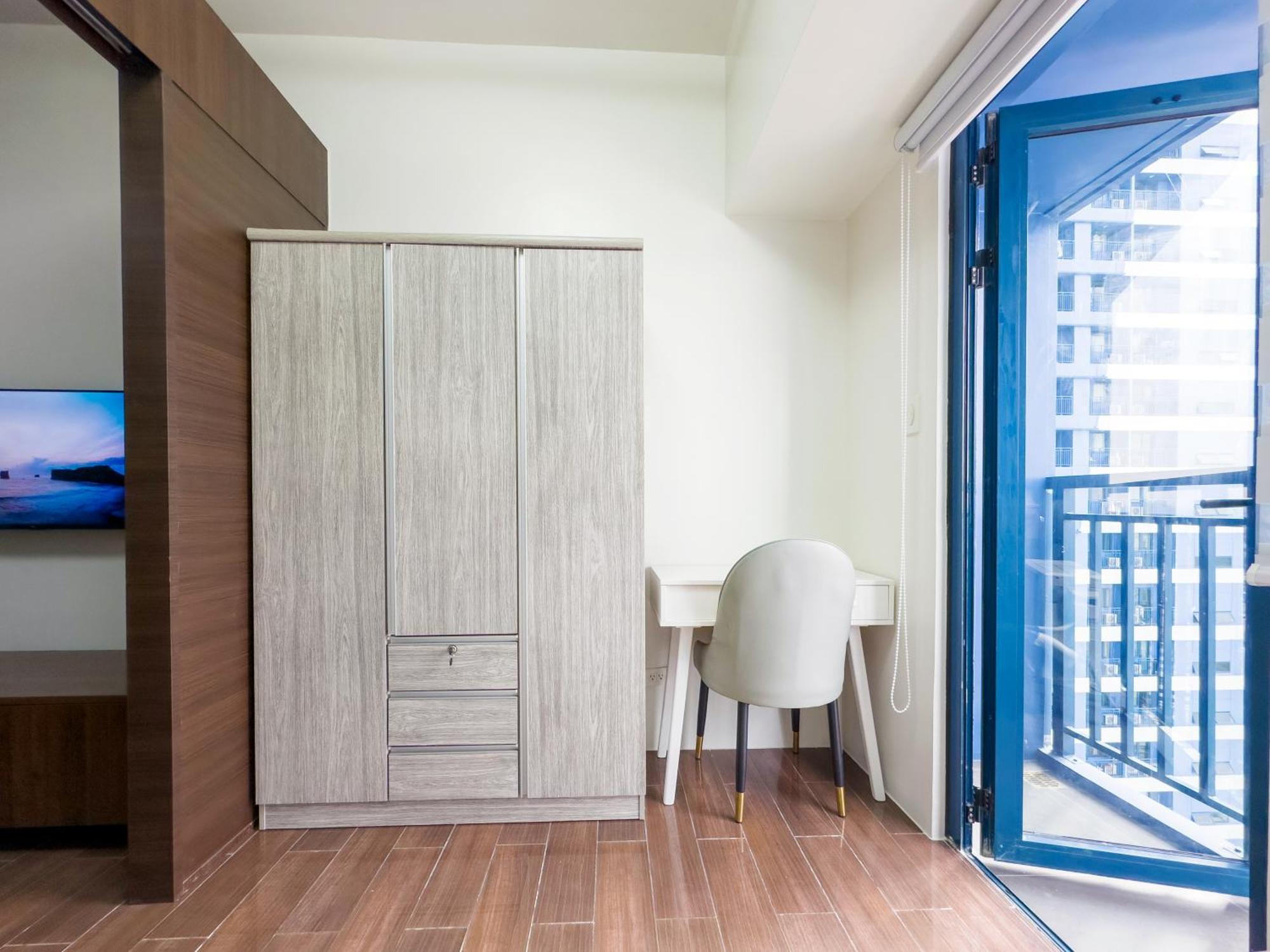 Apartment Gemstonebr In Smdc Air Residences Manila