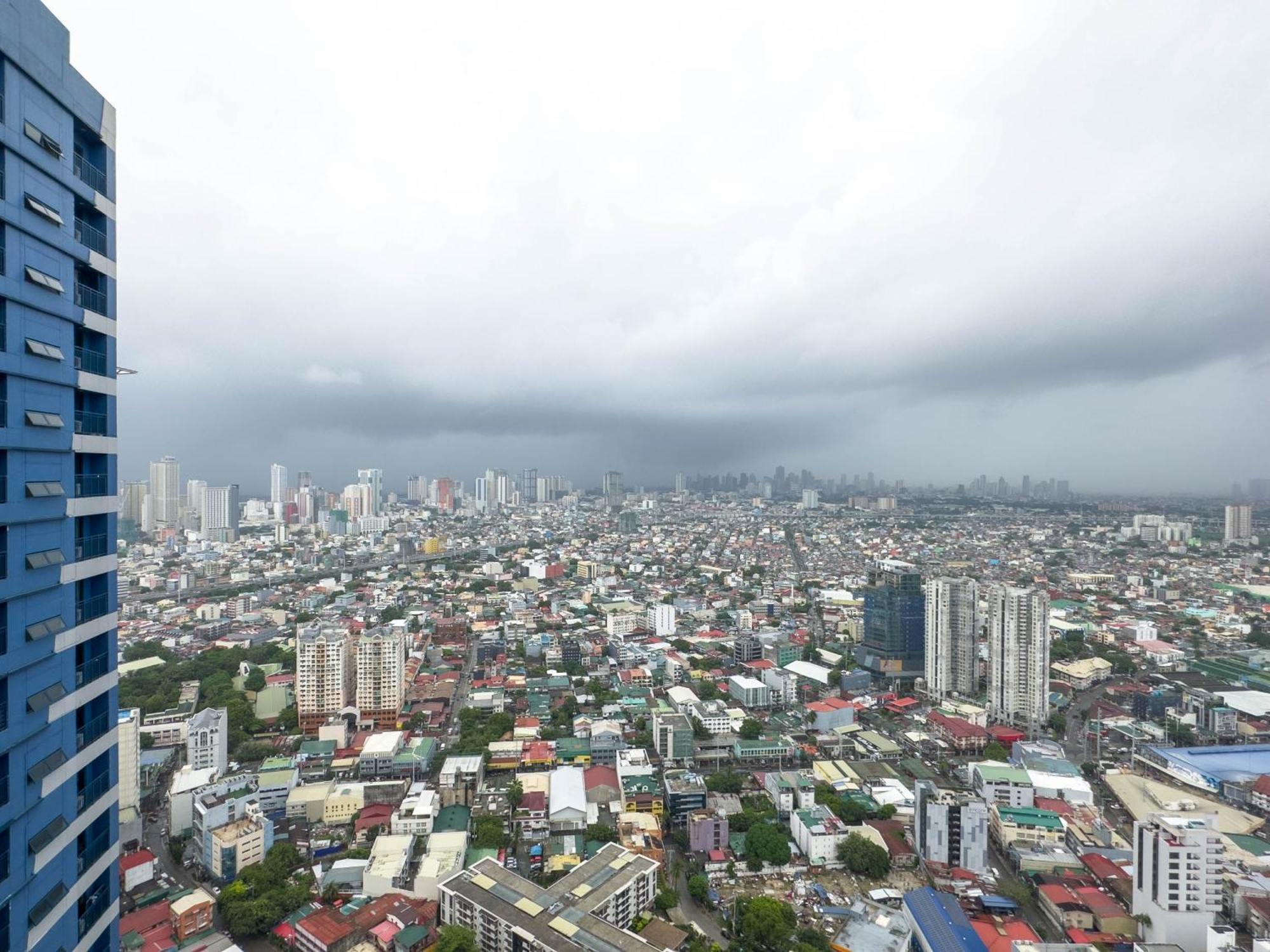 Gemstonebr In Smdc Air Residences Apartment