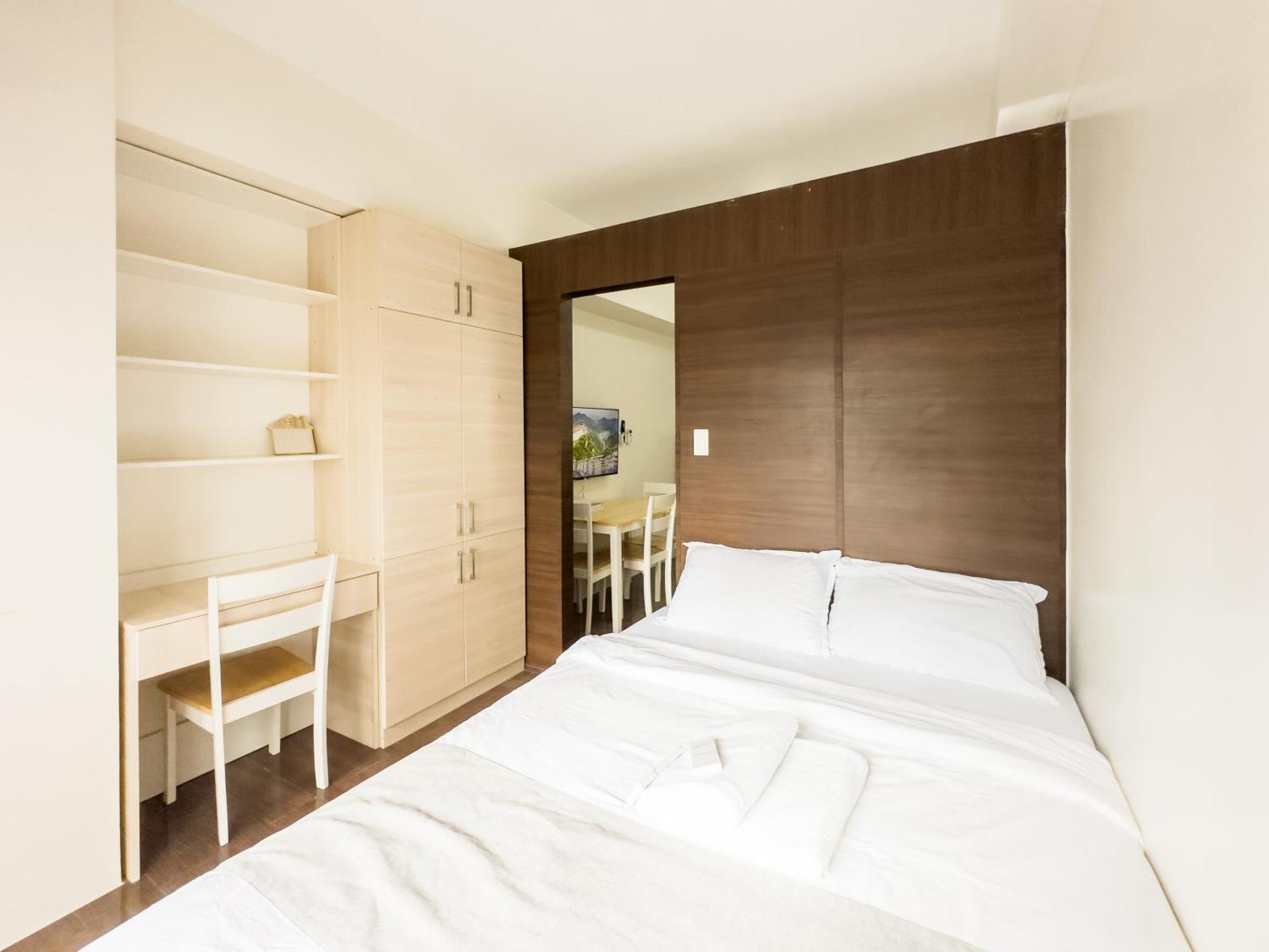 Gemstonebr In Smdc Air Residences * Manila