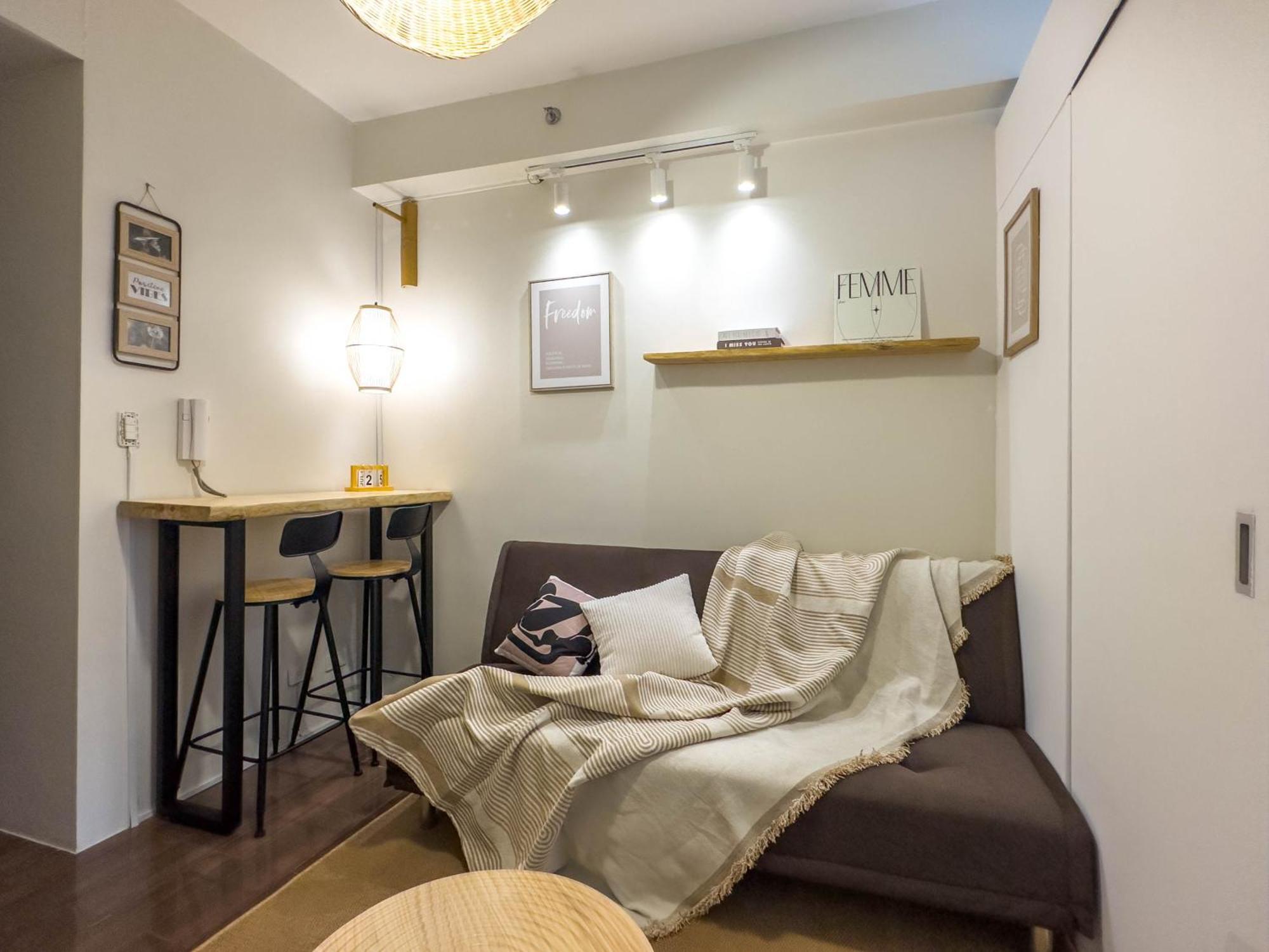 Apartment Gemstonebr In Smdc Air Residences