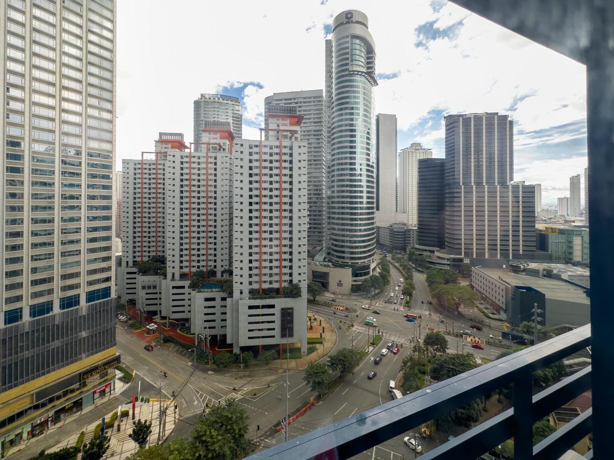 Gemstonebr In Smdc Air Residences * Manila